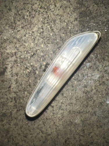 BMW 5 E60 Kotflügelblinker vorne rechts 7165741 2.50 Diesel 2005 33760101