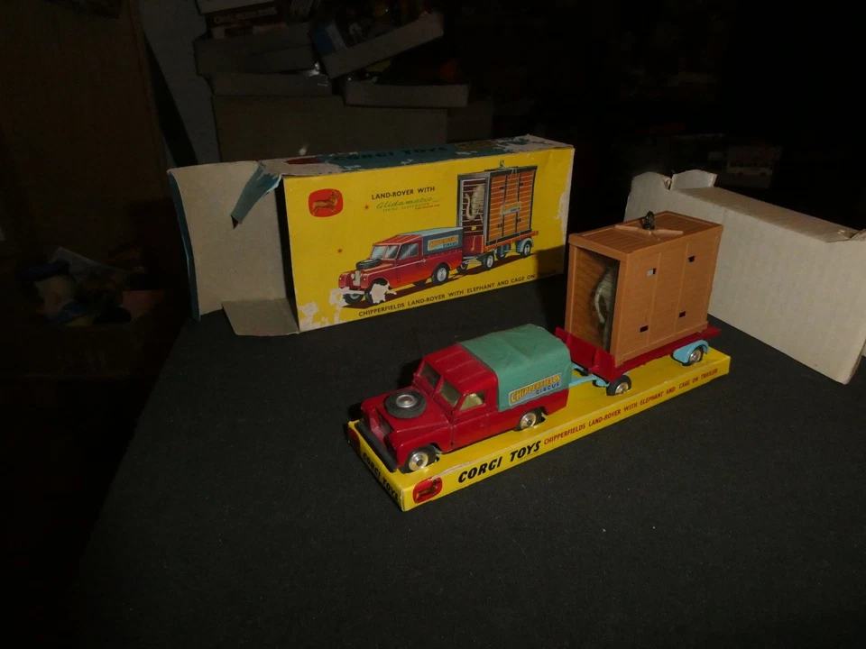 Corgi GS-19 CHIPPERFIELDS Land Rover/Elephant-Trailer  & original Box 60ies Top - Bild 3 von 4
