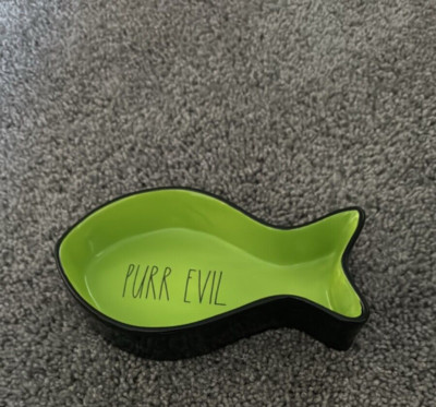 CAT GIFT Rae Dunn ''Purr Evil'' Pet Feeding Bowl Dish GREEN Fish Shaped -Brand New