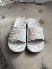 wmns nike tanjun sandal preço