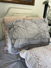 Lush Twin XL Comforter 2 Piece Set. Slight Flaw