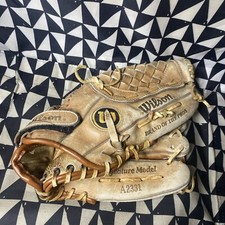 Wilson A2331 Signature Model George Brett Baseball Glove RHT 12  Needs New Laces