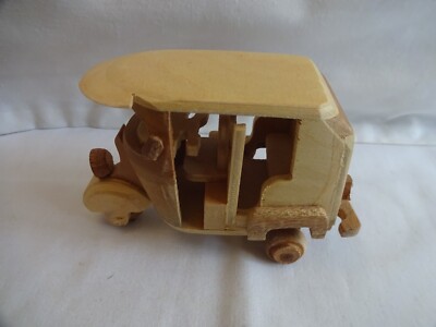 Sri Lanka Holz Handarbeit TUK TUK Höhe 8x12x6 cm