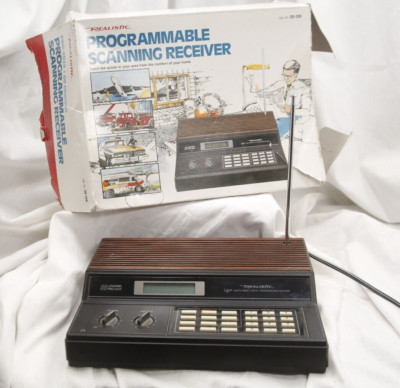 Vintage! Realistic 60 Channel Pro-2024 AM/FM Direct Entry Programmable Scanner