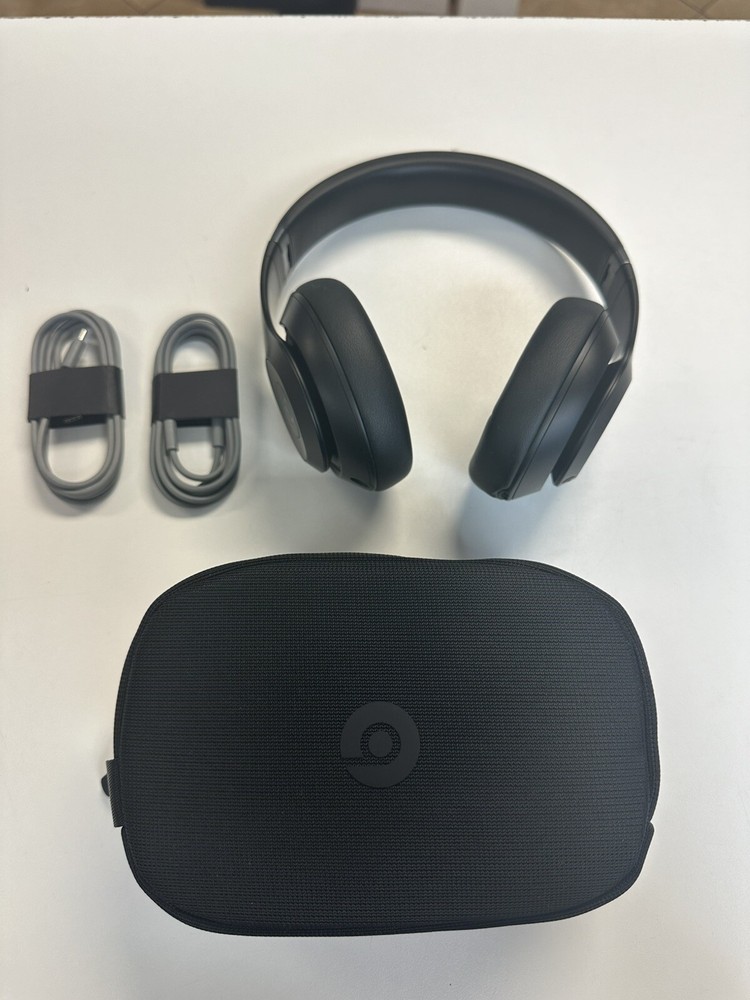 Beats Studio Pro Bluetooth Wireless Headphones With Apple Care Plus Till 2026