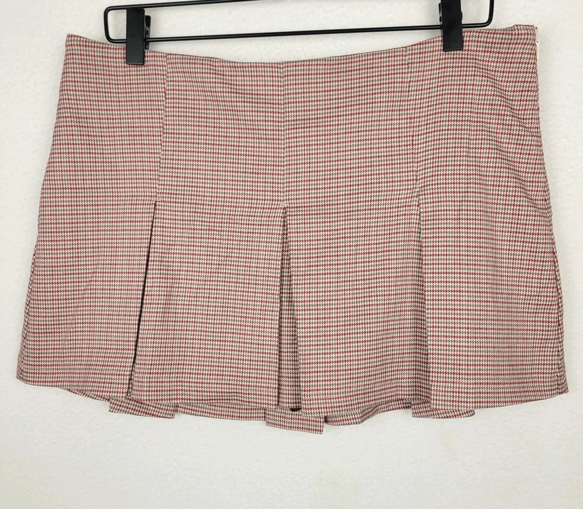Minifalda plisada a cuadros roja Urban Outfitters talla grande L falda de pata de gallo