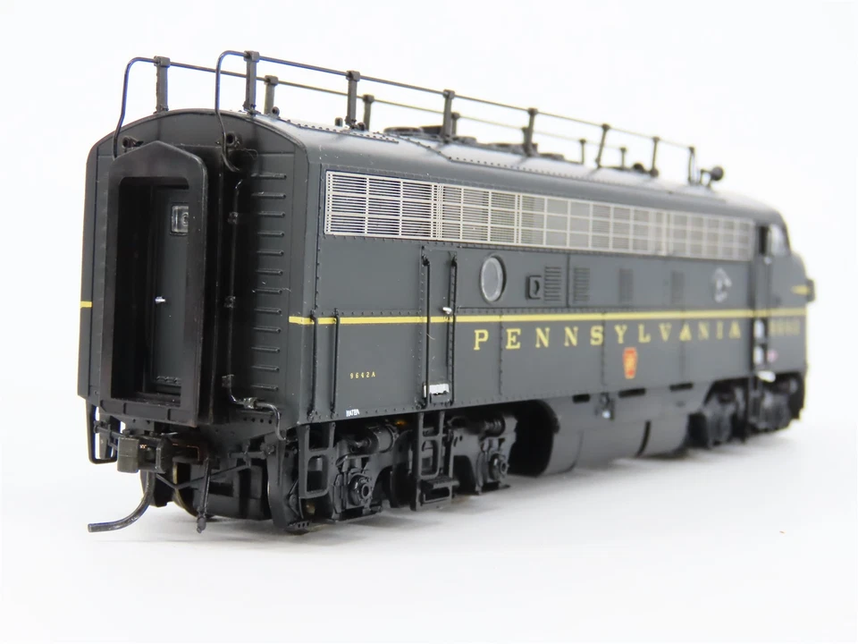 HO Scale Broadway Limited BLI 419 PRR Pennsylvania F7 A/B Diesel Loco Set w/DCC  - Image 4 of 4