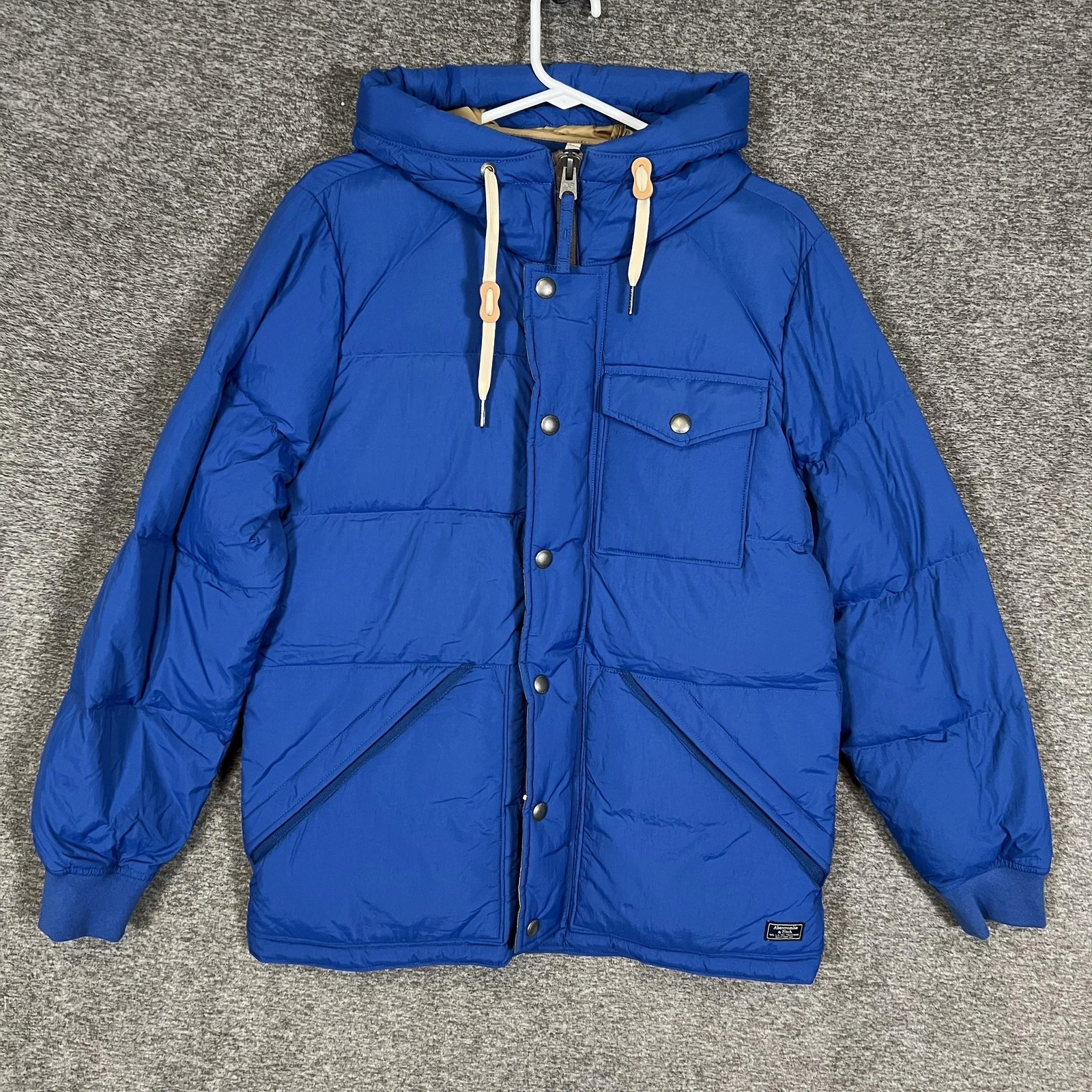 Abercrombie & Fitch Jacket Mens Small Blue Hooded Down Puffer Insulated
Opens in a new window or tab