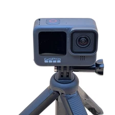 GoPro HERO9 Black – For Parts/Not Working – SD Card Error – Tripod, Battery, SD