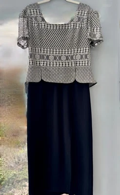 Joseph Ribkoff Designer Kleid Gr. 44  Schwarz Gold Silber Metallic Top Zustand - Bild 1 von 4