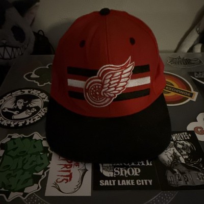 Detroit Red Wings Hat Red Black White NHL Hockey Fan Apparel