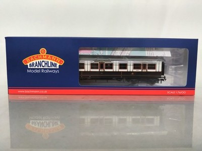 Bachmann 39-870 LNWR 50ft Bogendach 3. Korridor LNWR dunkel weinrot weiß Spurweite OO