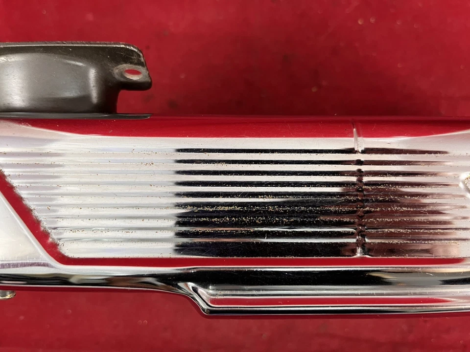 Chevrolet 1962 original auto serv accesorio Kleenex dispensador de pañuelos Foto 3 de 4