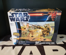 Trade Federation AAT Armored Assault Tank STAR WARS Clone Wars 2012 SEALED
