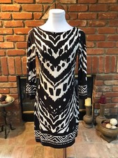 Vintage sz S / M Modern MOD CHIC Flared Sleeve Brown Cream Shealth Dress