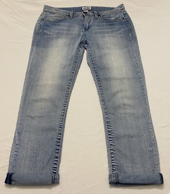 Vintage Mudd Women’s Juniors Jeans Size Cuffed Hem Capri Light Blue Wash  Denim