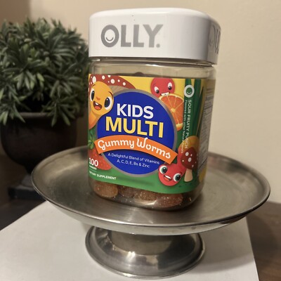 OLLY Kids MULTI-vitamin Gummy Worms Sour Fruit Punch 100 COUNT Expires 10/25