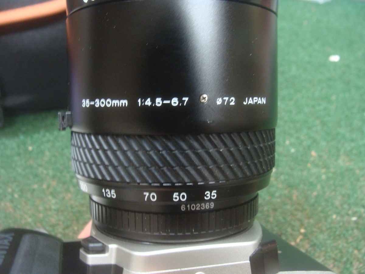 Pentax ZX-50 Camera with Tokina AF 35-300 lens and bag - Parts or