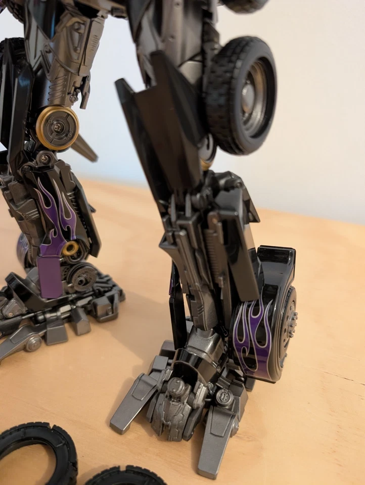 LS-03 P Commander Optimus Prime Nemesis BMB 30cm Oversized MPM-04 Black Version - Immagine 4 di 4