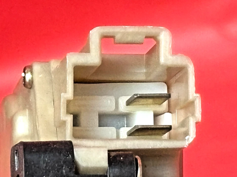 Atuador de trava de porta elétrica 8943305973 para 94-96 Honda Passport 91-96 Isuzu Rodeo - Imagem 4 de 4