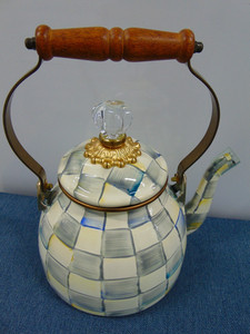 MacKenzie-Childs IN GREY & WHITE STERLING Check 2 Quart Tea Kettle brand new