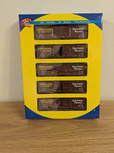 Athearn - Spur HO - Southern Pacific - 50' FMC DD Box Car - 5 Stück - 97880 | Condition: Used