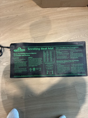 Hydrofarm Seedling Heating Mat (USED)