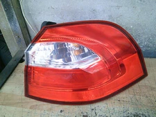 2011 KIA RIO 5 DOOR HATCHBACK DRIVERS OFF SIDE RIGHT REAR BACK LIGHT