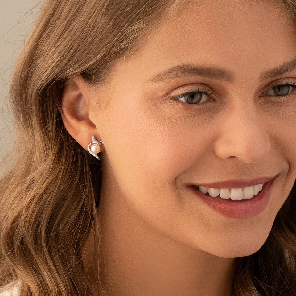 Brincos de prata esterlina em espiral de pérolas cultivadas em água doce 6,5 mm - Imagem 2 de 4