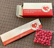 Schachtel Liebeskummerpillen+Ratgeber*break-up-blues cure*SPASS ARTIKEL Geschenk