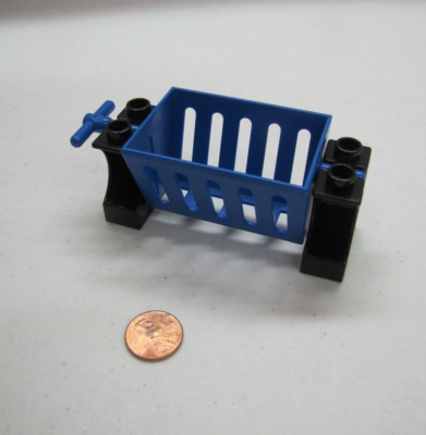 Lego Duplo Blue Feeding Trough Hay Farm Farmer House Animal Zoo