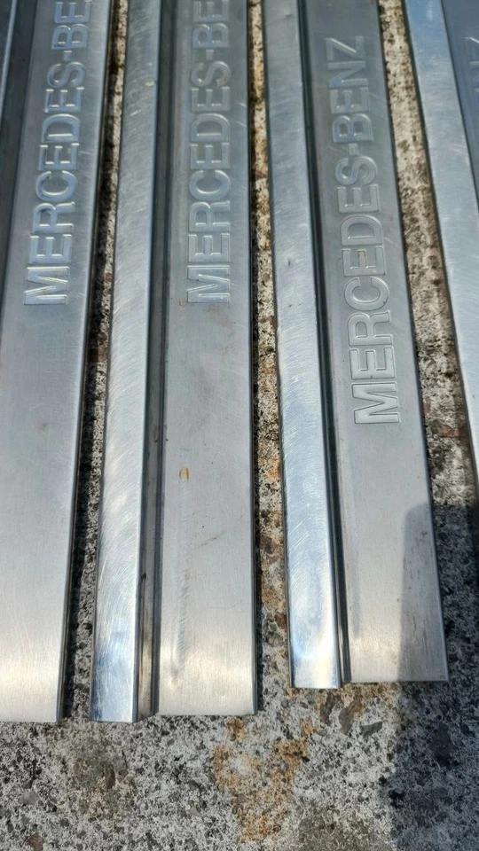 GENUINO MERCEDES-BENZ W124 Placa rasguño umbral puerta entrada E500 E320 obra maestra Foto 4 de 4