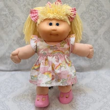 Coleco CPK TODDLER KID Blonde Blue Eyes in NEW Care Bear Outfit