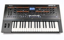 Roland Jupiter-Xm Digitaler Synthesizer Top-Z...