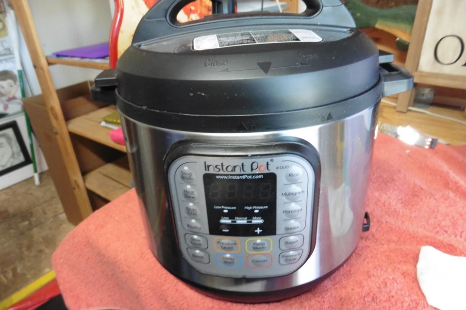 Instant Pot Duo Mini 7-in-1 6 Qt Electric Cooker Steamer Yogurt Warmer complete - Image 2 of 4