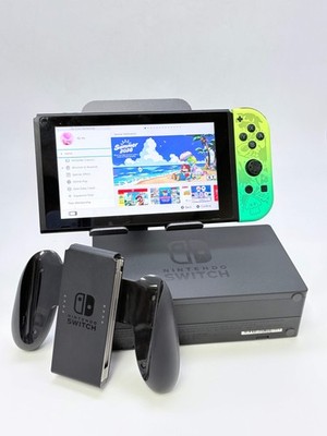 Nintendo Switch HAC-001-01 32GB w/ Dock 1 Joy-Con & 128GB microSD Used