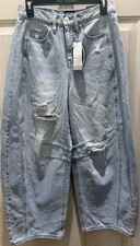 New SCOOP Women  s Distressed High Rise Seamed Ankle Barrel Jean . Size 2. Cute 