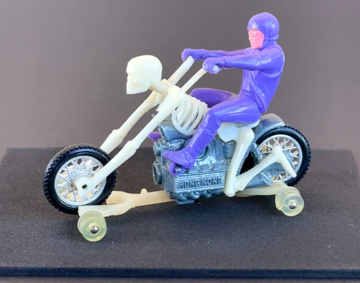 Hot Wheels Hot Wheels RRRumblers MOTOR④ 1970s Hot Wheels Mattel RRRumblers Red Torque Chop w/ Rider