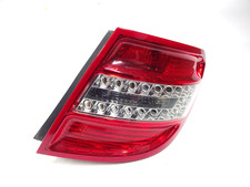 Mercedes C-Klasse W204 Kombi Rücklicht Bremsleuchte Rechts A2048204064