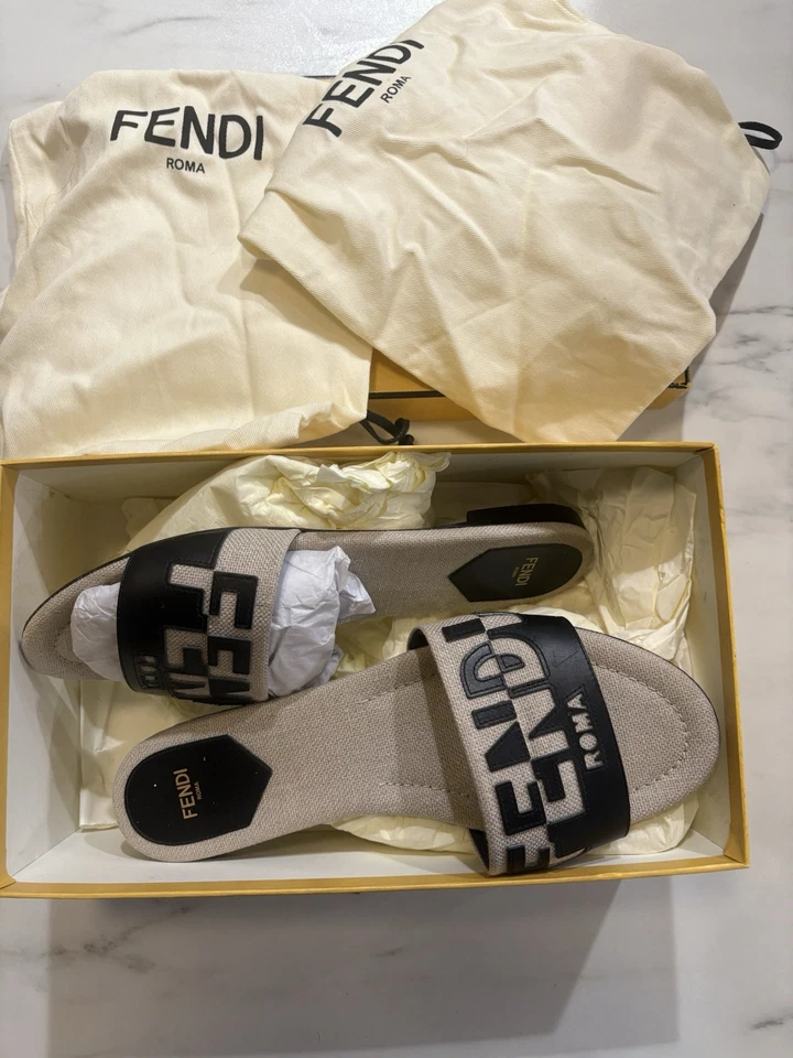 Toboganes Fendi 100 % auténticos de lona y cuero negro para mujer talla US 10 Foto 4 de 4