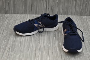 new balance women's 611v1