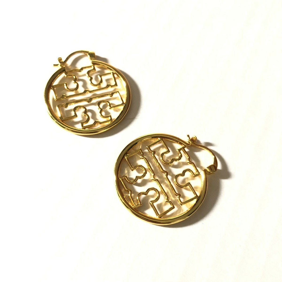 TORY BURCH★MILGRAIN HEX HOOP EARRING★日本未発売★送料無料! Wave Earring: Women's Designer Earrings | Tory Burch