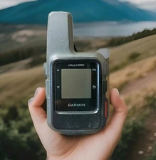 Garmin inReach Mini Hiking GPS Satellite Communicator