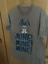 Disney Parks Finding Nemo seagulls "She’s Mine Mine Mine" XL Gray VG condition