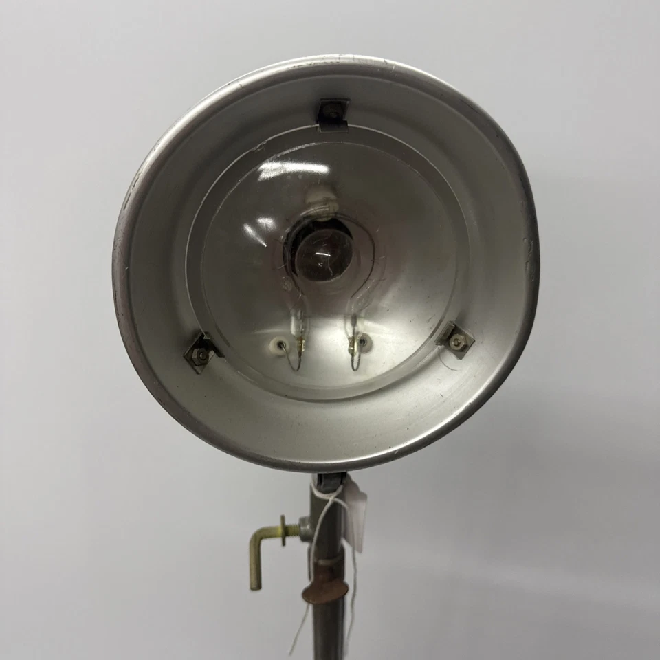 Vintage Photography Flashmaster Light Lamp Possible Repurpose Telescoping Tripod - Image 2 of 4
