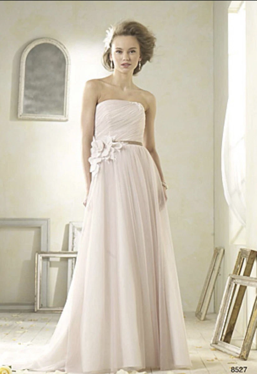 Modern online vintage bridal