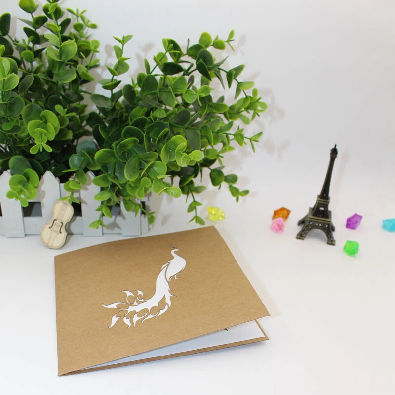 Tarjeta de felicitación emergente 3D pavo real vacaciones de Navidad gracias año nuevo día de San Valentín Foto 2 de 4