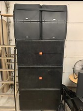 2 QSC KLA12 Powered Line Array Loudspeaker 12-inch 2-way Black