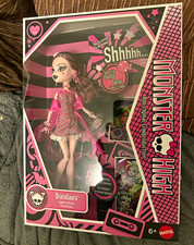 Monster High Boo-riginal Creeproduction Draculaura Fashion Doll Boxed MPN JMG89