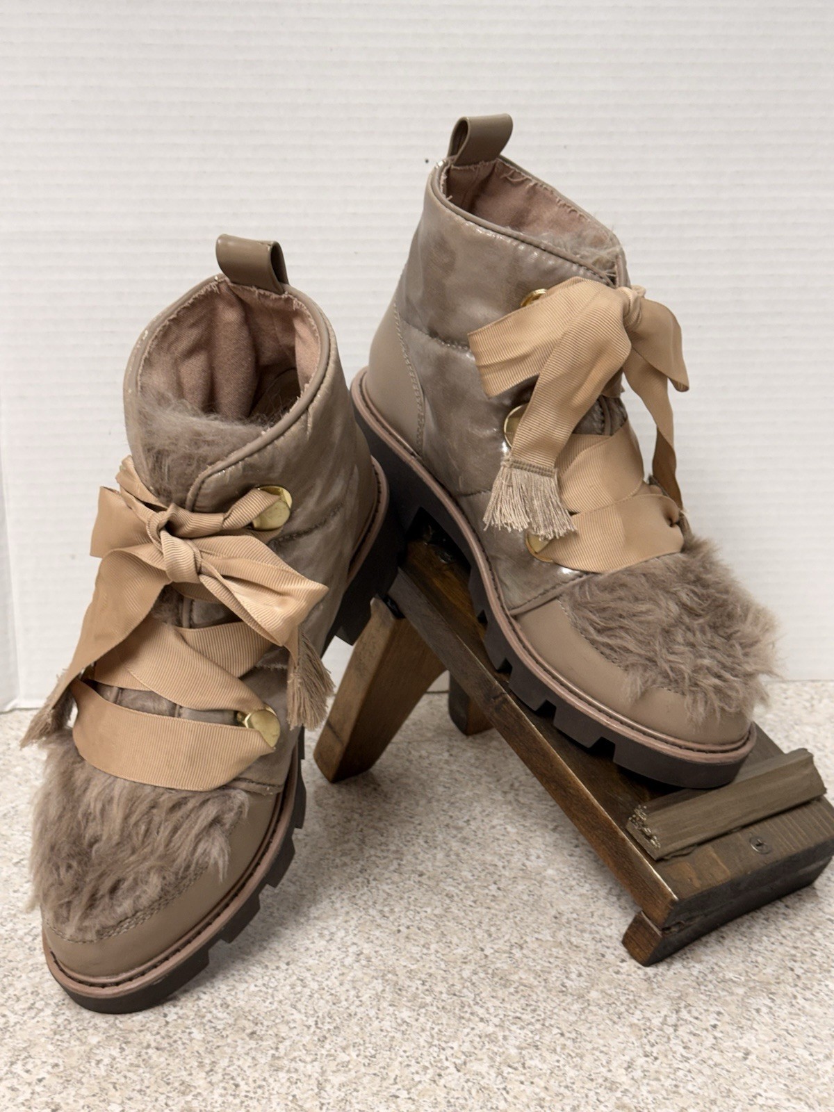 Kelsi Dagger Brooklyn Sz 7 Faux Fur Lug Sole Boots In Champagne Sold Out Online